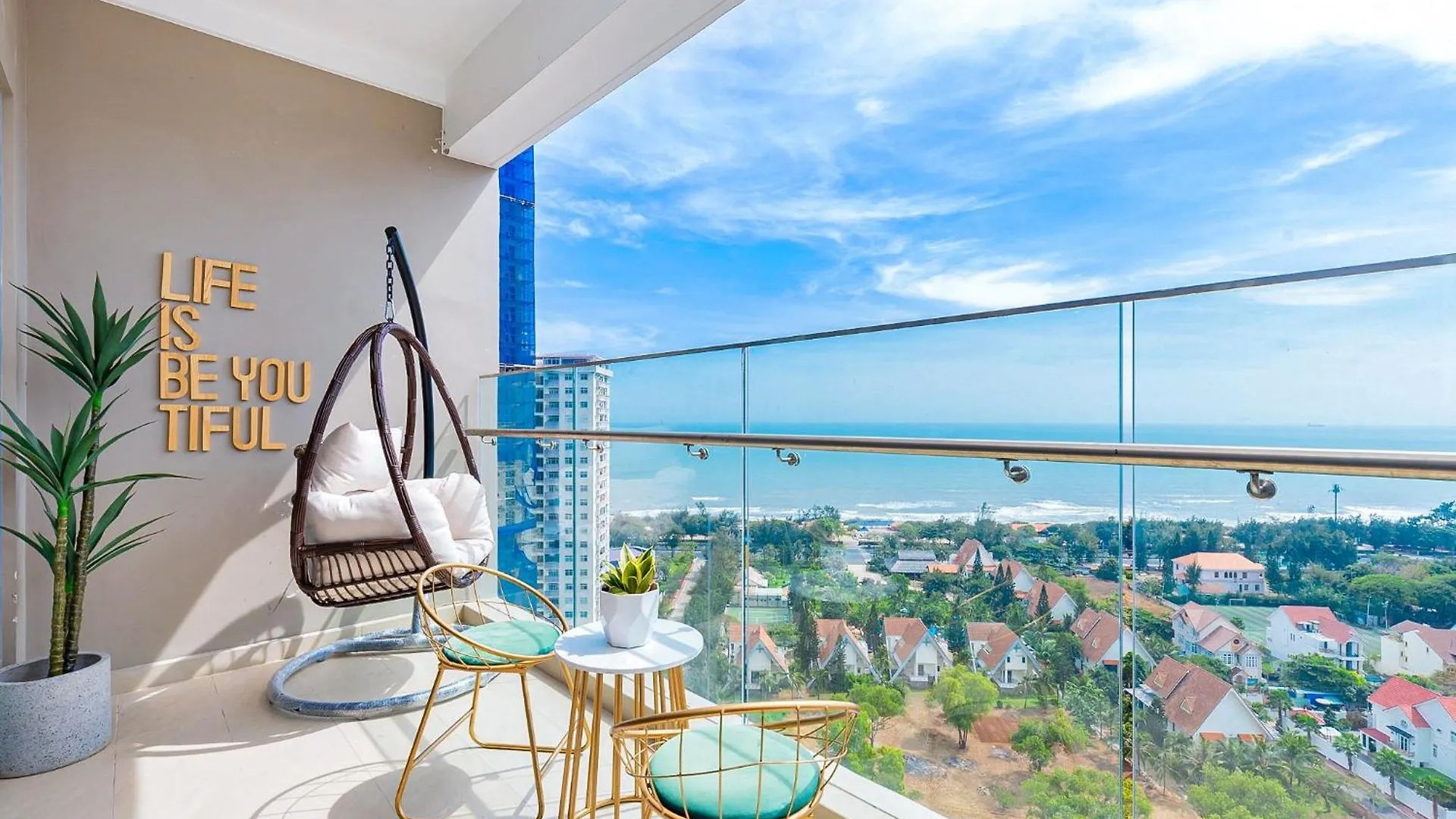 The Song Apartment Vung Tau -Helen Homestay Vietnam